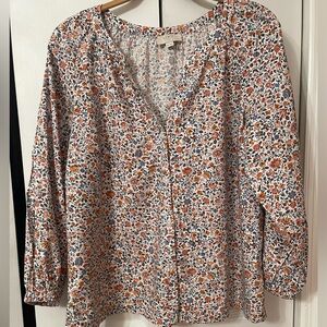 Loft Floral Blouse Size Medium Petite Pre-loved EUC PTP 22 Length 24